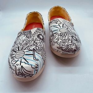 Toms Alpargata 10016257 Womens White Canvas Loafer Flats Shoes. Size 8.5